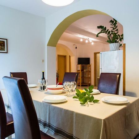 Apartments Luka 2 Baška Eksteriør billede