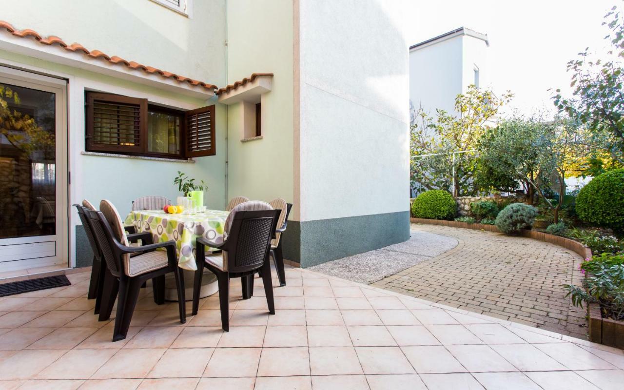 Apartments Luka 2 Baška Eksteriør billede