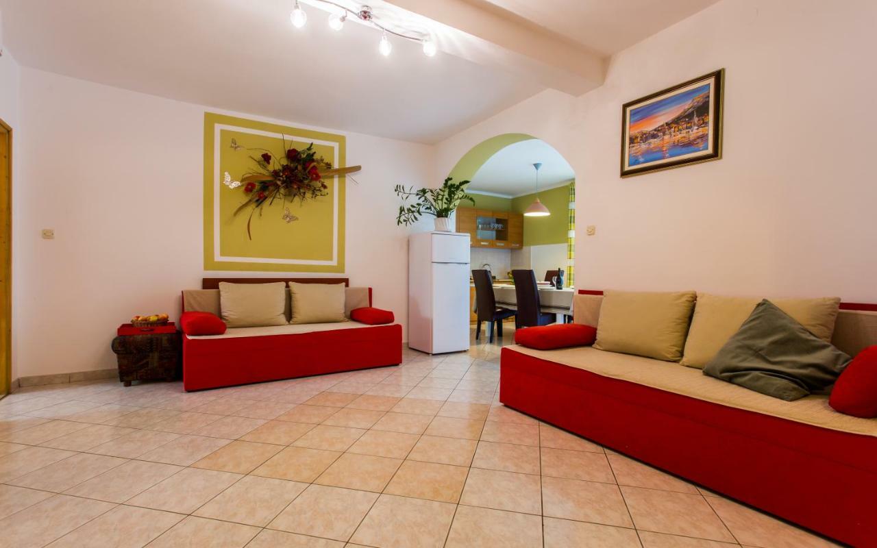 Apartments Luka 2 Baška Eksteriør billede